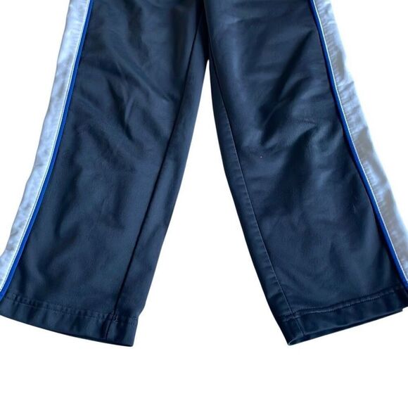 EUC Nike Youth Gray White Side Stripe Track Pants/Joggers - Size 6 - Picture 5 of 10